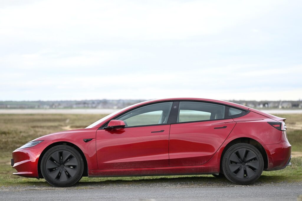 tesla model s