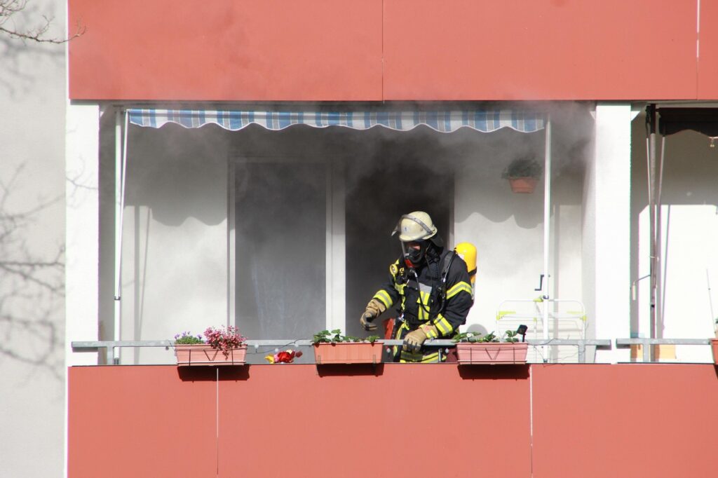 nyheterbrand i lagenhet i kalmar rubriceras som mordbrand da018567