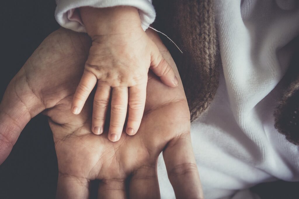 nyhetercovid 19 sex personer intensivvardas i lanet