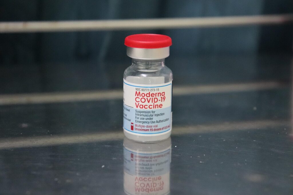 nyheterjust nu modernas vaccin stoppas for vissa aldersgrupper 85ccbb15