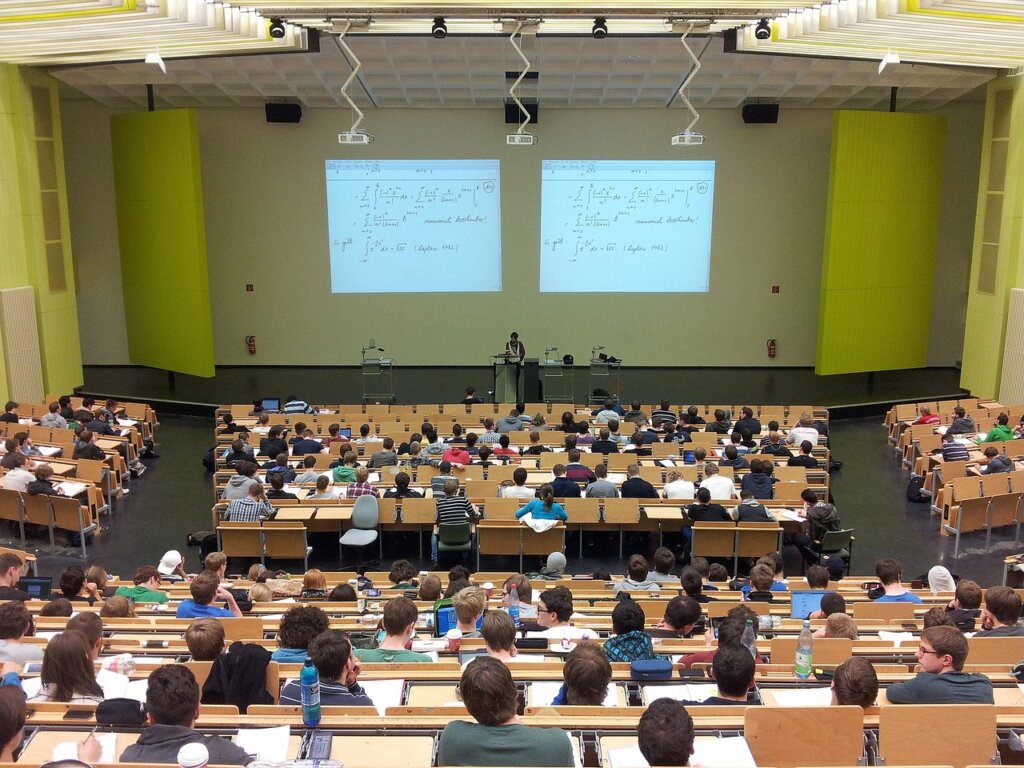 nyheter professor pa linneuniversitetet slapper bok om hultsfredsfestivalen 8be1fbf4